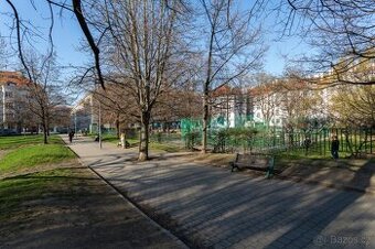 Nabízíme nový designový 4+KK po rekonstrukci – prostorný, sv - 15