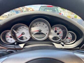 Porsche 911 Carrera S 997 - 15
