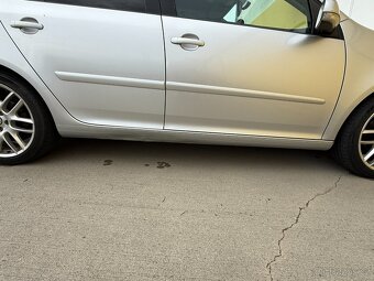 Volkswagen Golf 5 1.9 TDI - 15