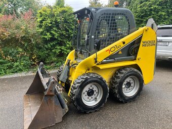 Smykový nakladač Wacker Neuson 701s - 15