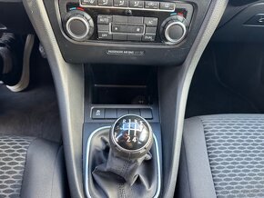 VW Golf 6 Variant 1.6 TDI - 15
