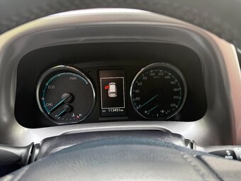 Toyota RAV4 Hybrid, 2,5  e-CVT 145 kW AWD Selection - 15