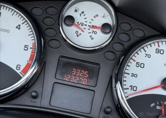 Peugeot 207 1,6 CC HDI KŮŽE,WEBASTO nafta manuál 80 kw - 15