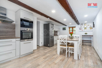 Prodej rodinného domu, 323 m², Břehoryje - 15