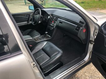 Mercedes Benz W210 E420 V8 - 15