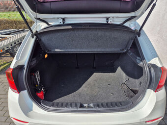 BMW X1 2,0d X-Drive 4x4 Automat PDC 249.999Kč - 15