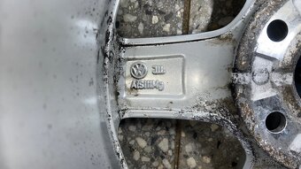 VW ZIMNÍ 195/65 R15 6J ET43 5x112 - 15