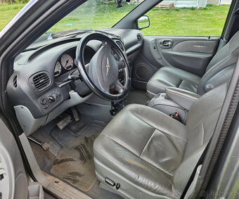 Chrysler Grand Voyager 2.8 CRD Automat 7 Míst - 15