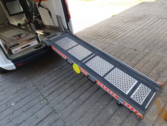 Ford Transit Custom Sanitní vůz - 15