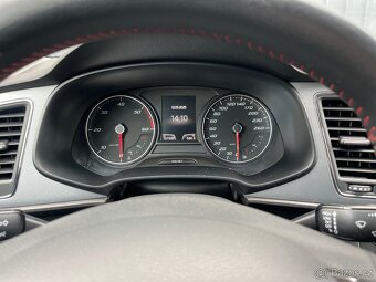 Seat Leon FR Hatchback 2.0 TDI Navigace LED 1.majitel - 15