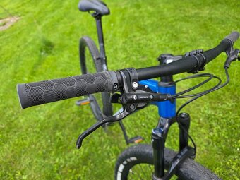 Trek Marlin 8 barva černo - modrá, velikost M/L - unisex - 15