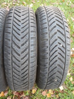 4xObutá Celoroční sada na ŠKODA FABIA 1  165/70 R14  4x7,4MM - 15