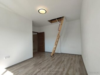 Pronájem bytu 4+k.k. 85m2 s balkónem, Mostecká,  584 01 Lede - 15