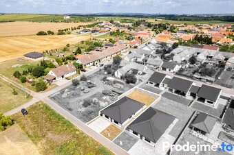 Prodej rodinného domu 4+kk, 150 m2 - Strachotice - 15