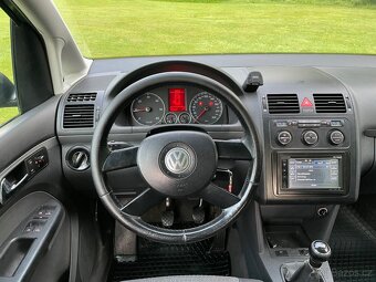 ►► VOLKSWAGEN TOURAN 2.0 TDI • NOVÁ STK ◄◄ - 15