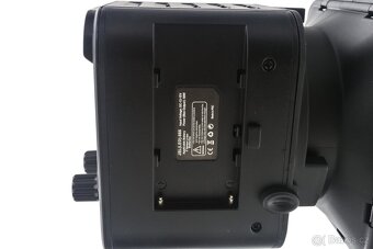 Bi-Color Studiové světlo 100W se stativem a 2 softboxy - 15