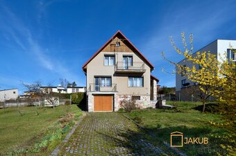 Prodej rodinného domu 238 m², pozemek 692 m² - 15