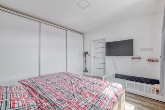 Prodej rodinného domu s potenciálem přes 270 m2 plochy - 15