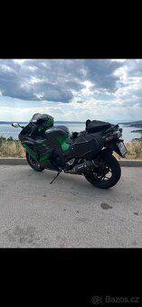 Kawasaki ZZR 1400 r.v.2018 najeto 14719km - 15