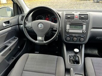 Volkswagen Golf 1.6 MPi - 15