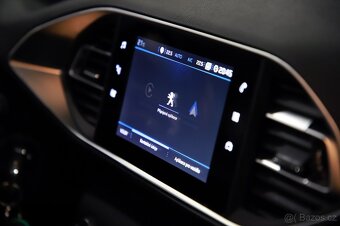 Peugeot 308 1.2 81kW 81tkm Navi Kam360° DAB Rádio Full LED - 15