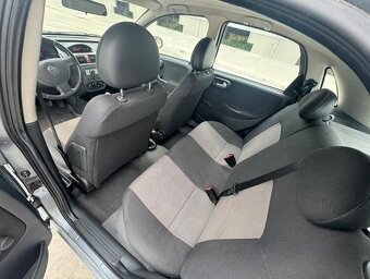 Opel Corsa - 15