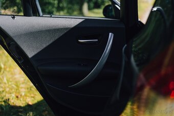 BMW 130i, najeto 142 tis, samosvor, podvozek - 15
