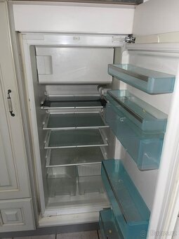 Rustikální kuchyňská linka se spotřebiči - 15
