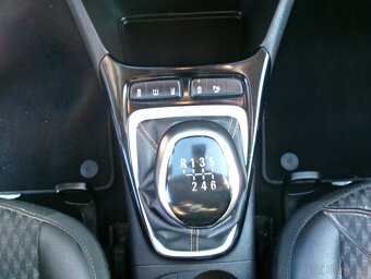 PRODÁM Opel Crossland X 1.2i - 15