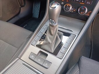 Škoda Superb 3 Combi 2.0TDI 110kW DSG 107tkm Matrix Tažné Qi - 15