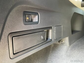 VW Tiguan Allspace 2.0TDi 140kw DSG 4X4 m.ř. 2021 el.tažné - 15