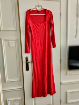 Dámské oblečení S/M/L mix, paruky - 15