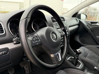 Volkswagen Golf VI • 1.4 TSI 90 kW • NOVÉ ROZVODY • 2 x pneu - 15