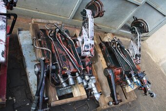 Zetor crystal víko hydrauliky 12145 16145 - 15