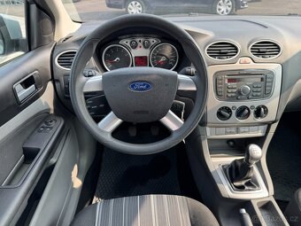 Ford Focus 1.6i 74kW - 15