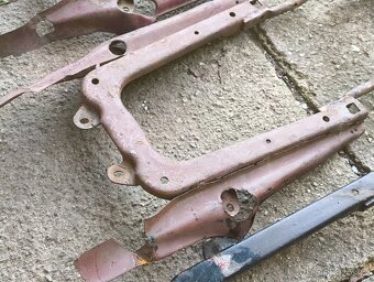 Podsedlový plech rámeček Jawa ČZ 125 175 250 350 353 354 450 - 15