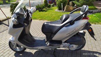 Kymco Grand Dink 125 - 15