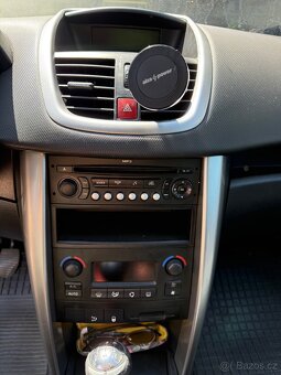 Peugeot 207, 1.6 HDi - 15
