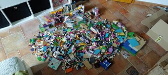 Obrovská krabice Lego Friends, Lego Dots - 15