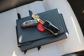 Porsche Panamera 2.9 243KW, DPH, ČR, 4 E-HYBRID - 15