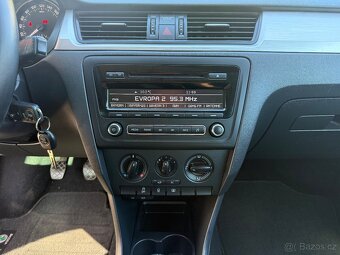 ŠKODA RAPID SPACEBACK 2014 1.2TSI 77Kw AMBITION - 15