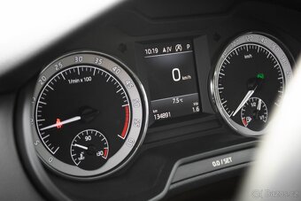 Škoda Octavia Combi 2.0 TDI DSG Scout - 15