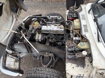 Prodám Triumph Spitfire 1500 MK IV su hs2 - 15