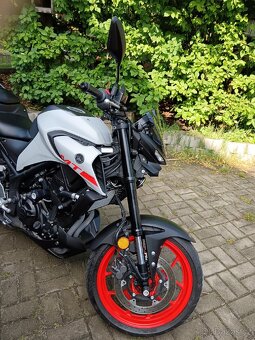 Yamaha MT-03 - 15
