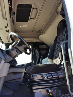 Prodám tahač návěsů SCANIA S450 EURO 6 D dvouokruhová hydr. - 15