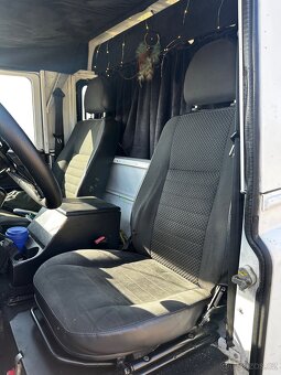 Land Rover Defender 110 Puma 2.4TDCi - 15