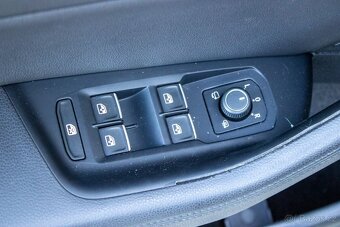 Volkswagen Passat Variant 2.0 TDI BMT Highline DSG, 110kW - 15