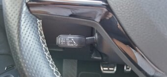 Škoda Superb 2.0 TDI DSG SportLine 4x4 PanoramaŤažnéKamer - 15