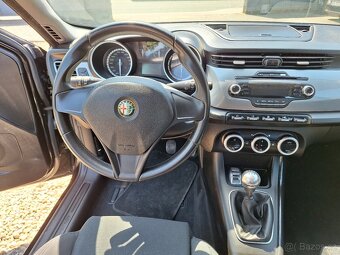 Alfa Romeo Giulietta 1.6 MJTd 77KW S.Kniha - 15