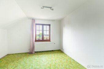 Prodej rodinného domu, 255 m2 + 481 m2 pozemek, Jesenice - O - 15